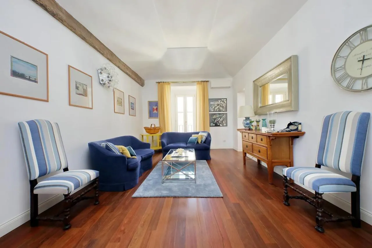 Ych-Penthouse Fiammetta A Piazza Navona Apartment Rome