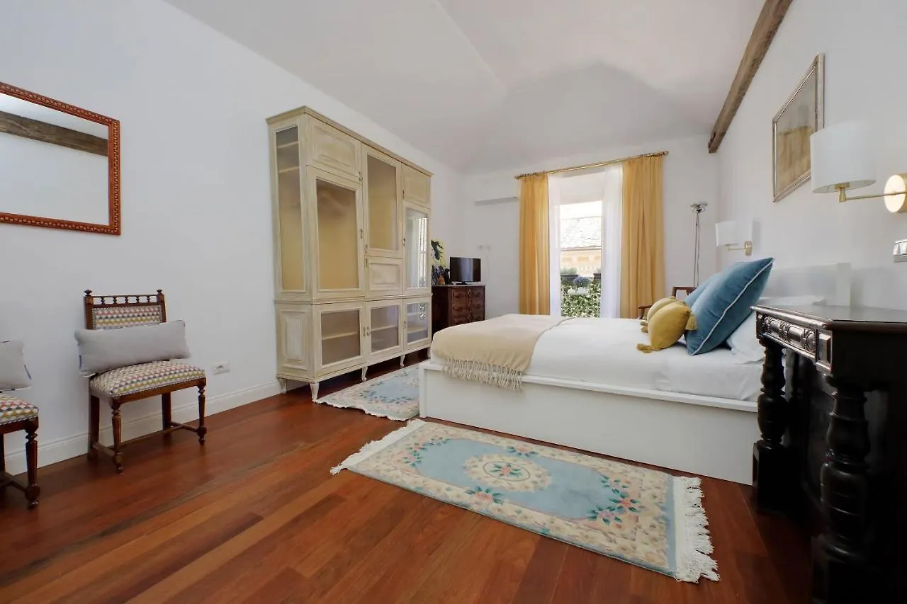 Ych-Penthouse Fiammetta A Piazza Navona Apartment Rome Italy