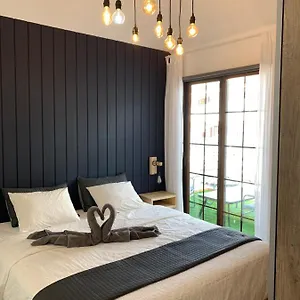 https://luxury-los-diamantes-one-bedroom-apartment.in-canary-islands.com