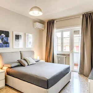 Apartment Holydom71, Rome